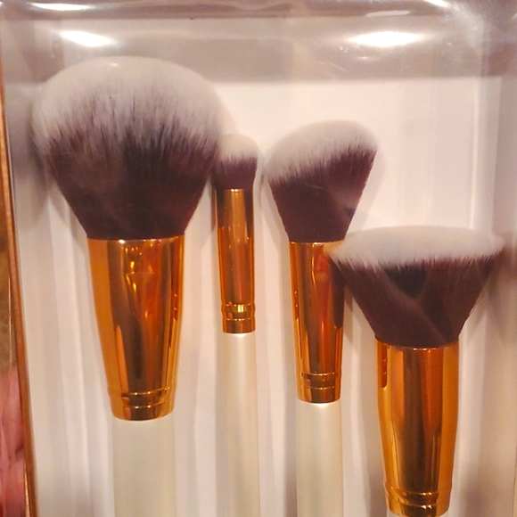 💓Luxie, flawless face set - Picture 5 of 5